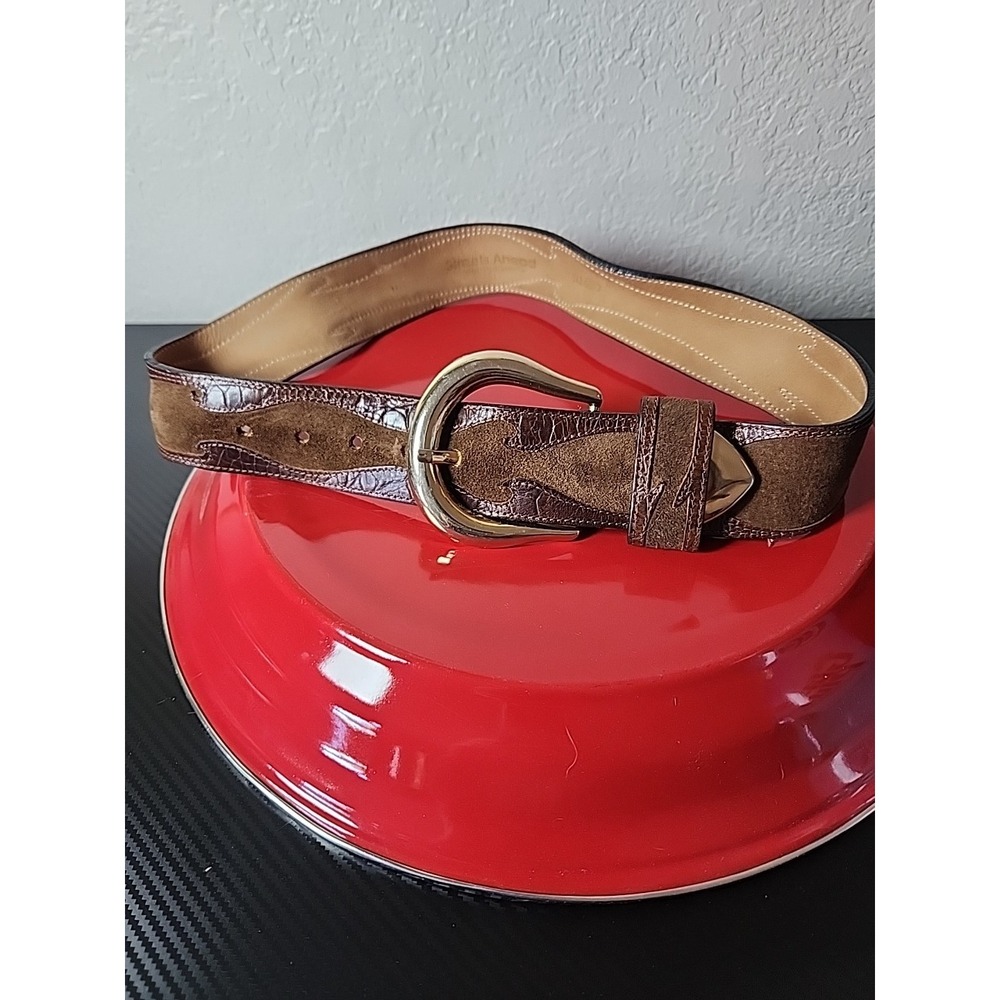 Vtg Streets Ahead Brown Leather Womens Med Belt, Western , Gold Colored Buckle